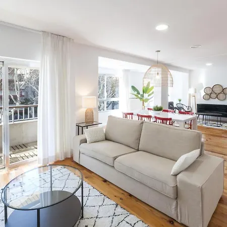 Ag Germanias Ciudad Apartment *