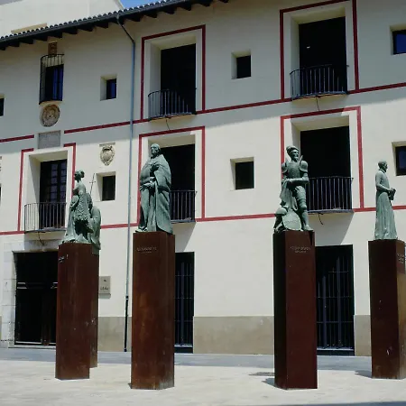 Ag Germanias Ciudad Apartment